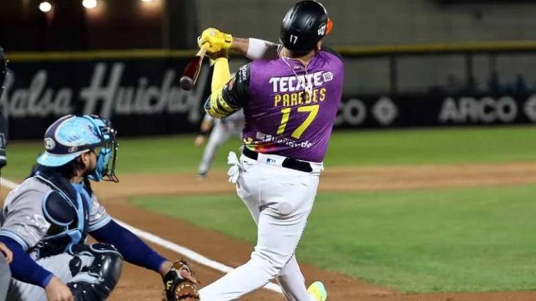 Isaac Paredes dio jonrón en la primera entrada.