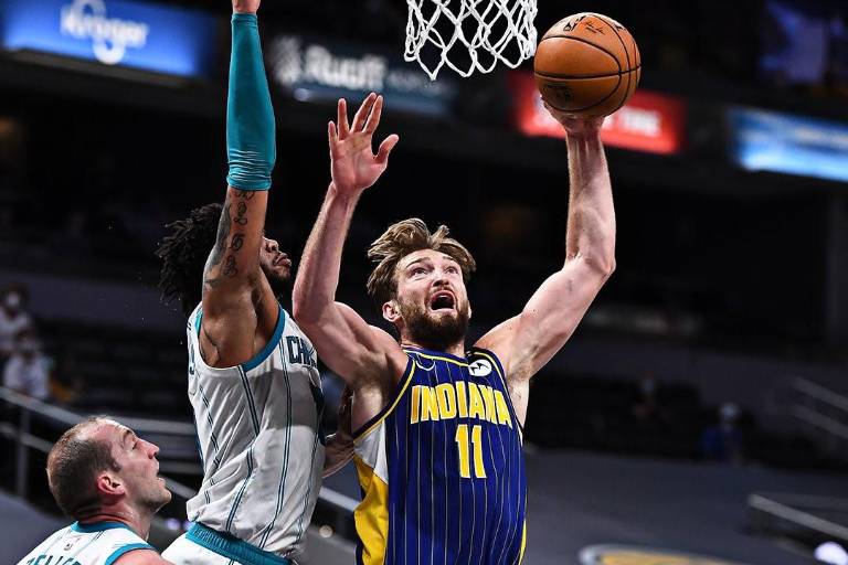 Pese a bajas, Pacers eliminan a Hornets en el Play-in del Este