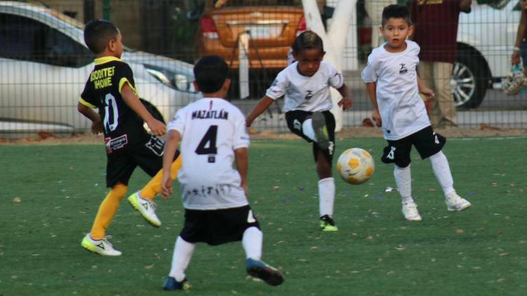 Mazatlán Imdem buscará este sábado su pase a la semifinal.
