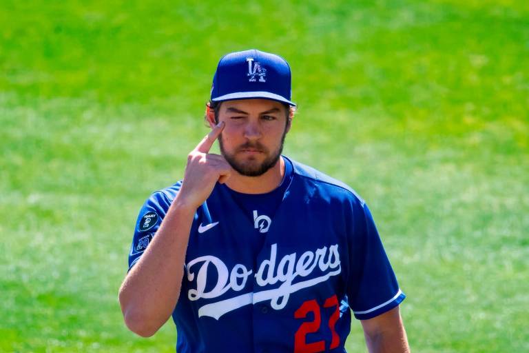 Trevor Bauer está finalizando acuerdo para jugar en Japón