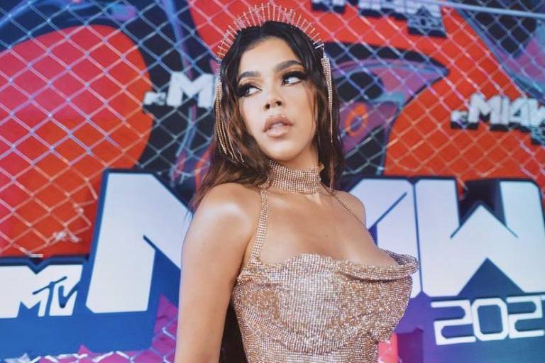 La sinaloense Kenia Os arrasa en los MTV Miaw 2021