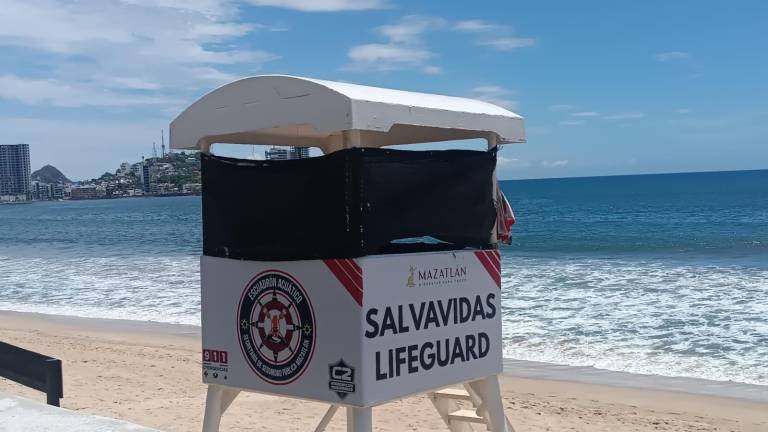 Salvavidas reiteran que los bañistas que salgan a disfrutar de las playas mazatlecas, deberán estar muy atentos a todos los avisos.