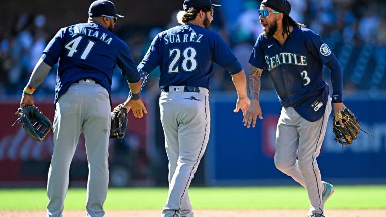 Marineros de Seattle barrió la serie de dos encuentros a Padres de San Diego.