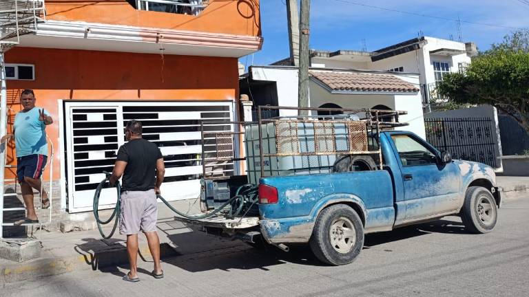 El problema se empieza a sentir en diversas zonas de la ciudad.