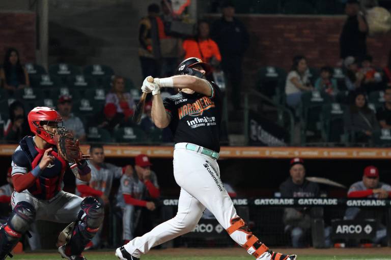 A base de poder Naranjeros asegura la serie ante Águilas