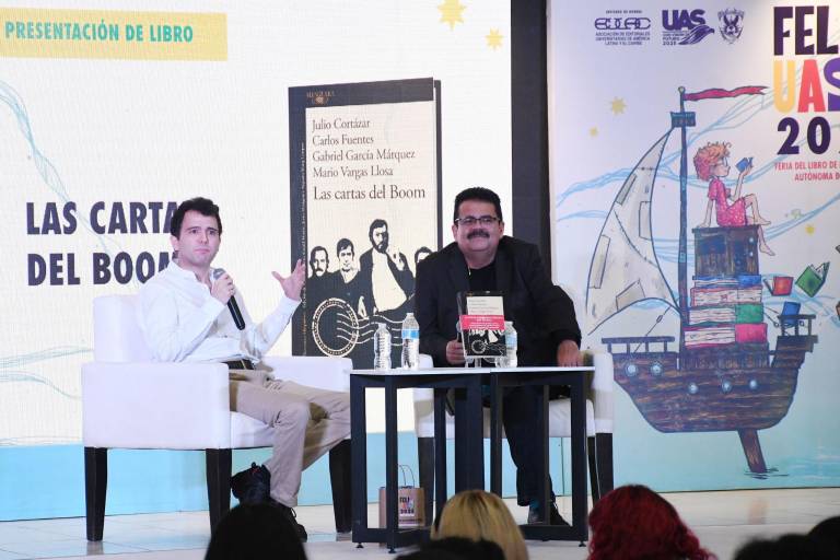 Presenta Javier Munguía el libro Las Cartas del Boom