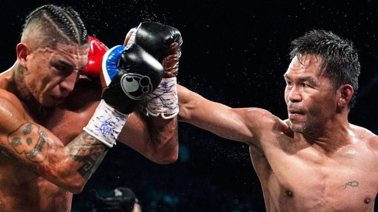 Manny Pacquiao no pudo con Mario Barrios, tras terminar en empate su combate.