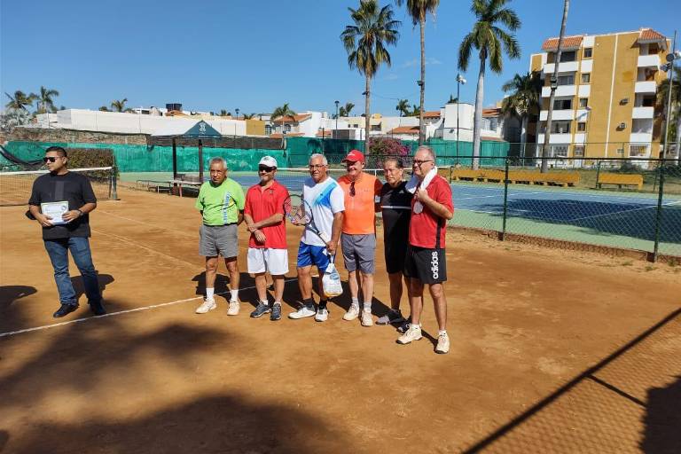 Definen a los dueños de los pavos en el Torneo de Tenis del Racquet Club