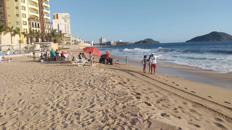 Playa Cerritos.