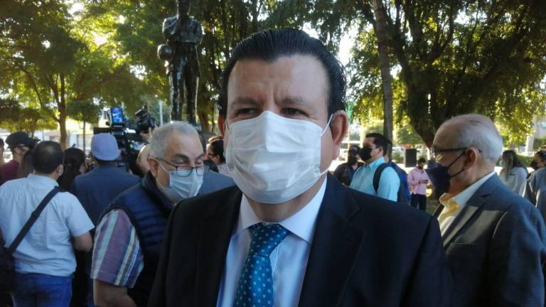 José Luis Zavala, Secretario de Obras Públicas.