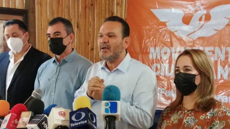 Sergio Torres señaló que Cuén Ojeda luce distraido y con poca dignidad al frente de la Secretaría de Salud