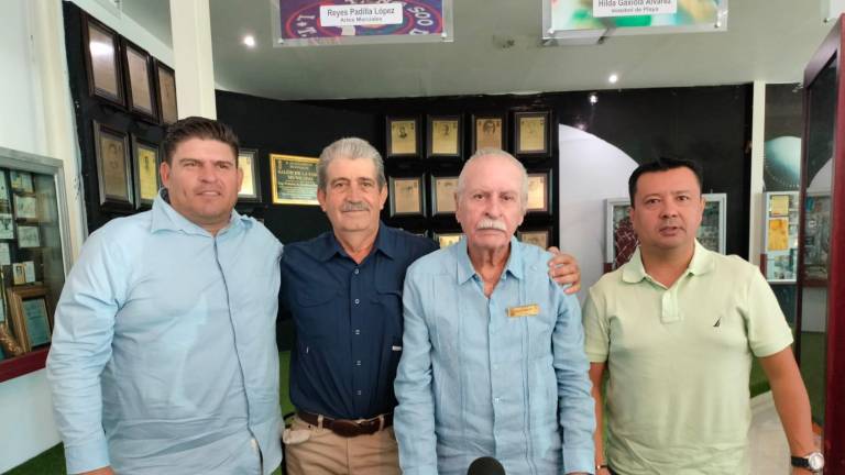 Los organizadores dan los detalles de la competencia.