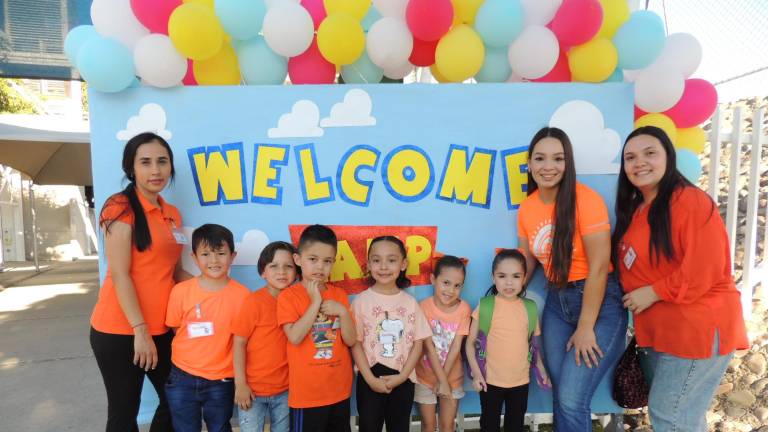 Pequeños del kinder del Instituto Senda acuden a divertido campamento.
