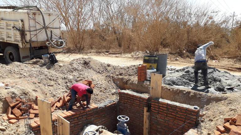 Trabajos de Jumapam en la zona de la la Avenida El Palmar.