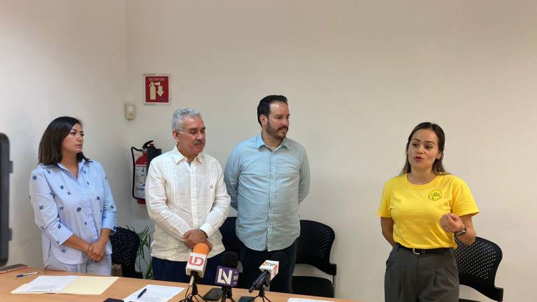 Dentro del programa Emprendamos Juntos se hizo entrega del primer donativo para un proyecto de emprendimiento.