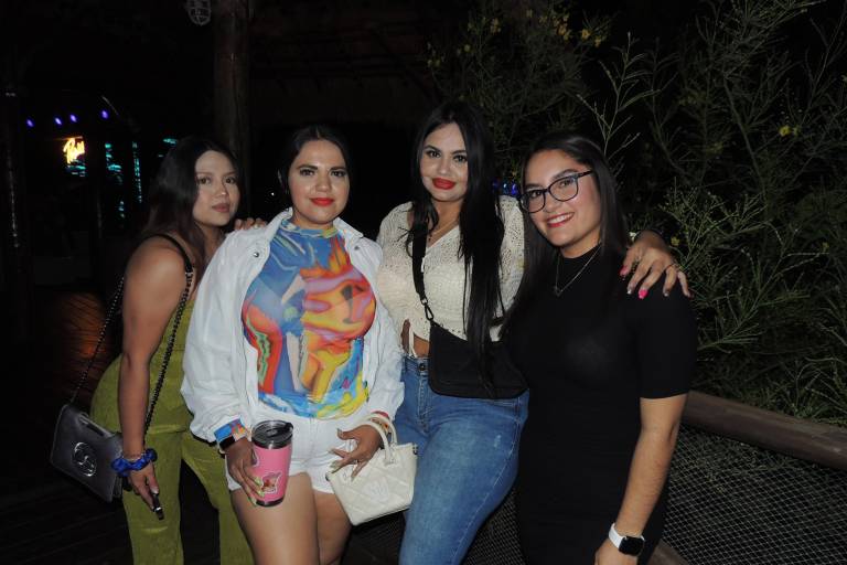 Gozan a ritmo del ‘Praia Tropical Fest’ en La Marina Isla Cortés
