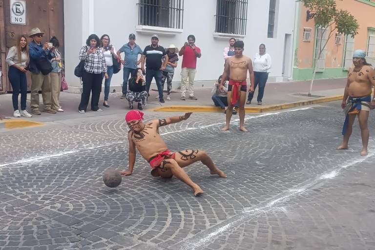 Celebran la primavera en Mazatlán con demostración del juego del Ulama