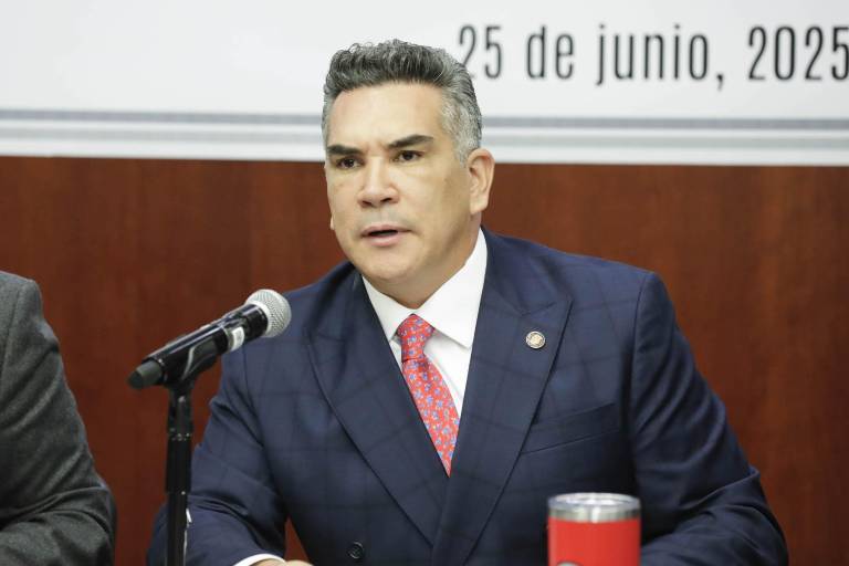 Fiscalía Anticorrupción de Campeche presenta nueva solicitud de desafuero contra Alejandro Moreno por presunto desvío de $83 millones