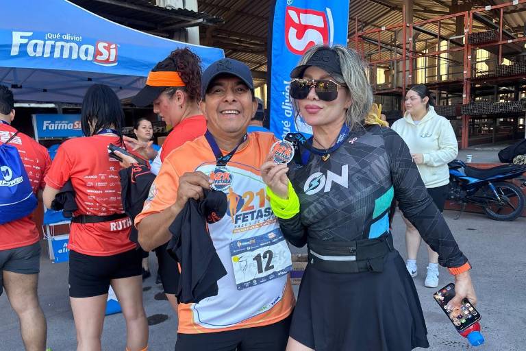 Corren sinaloenses en pro de la Ciudad de los Niños, en el Medio Maratón de Fetasa 2025