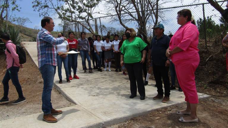 La visita de la titular de la Sebides a las comunidades serranas de Concordia.