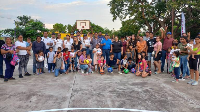 Los habitantes de Campo Gobierno II ya tienen su espacio deportivo.