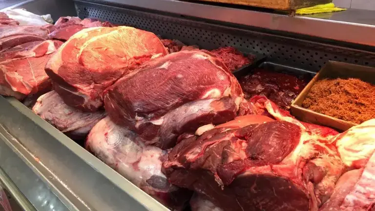 México impulsa proyecto para fortalecer producción nacional de carne tras cierre de frontera.