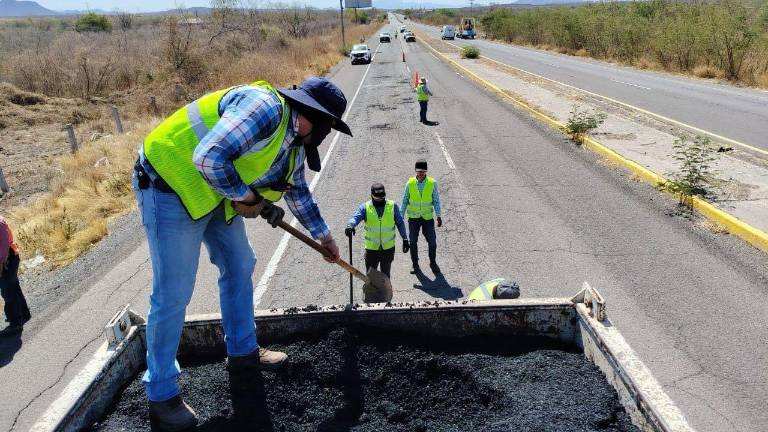 El programa de bacheo de la Carretera Internacional México-Nogales, que cubrió 350 kilómetros, ya concluyó.