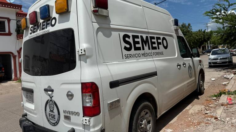Los cuerpos fueron llevados hacia las instalaciones del Servicio Médico Forense para aplicar los exámenes de necropsia correspondientes.