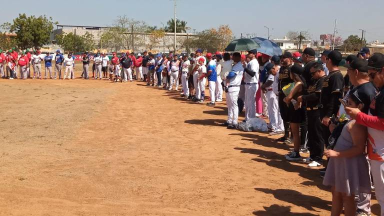 En esta edición participan 19 equipos.