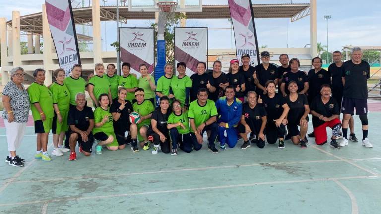 Los participantes en el evento.