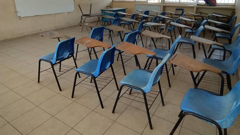 De acuerdo a la Secretaría de Educación 127 mil escuelas de educación básica y media superior no tienen computadoras.
