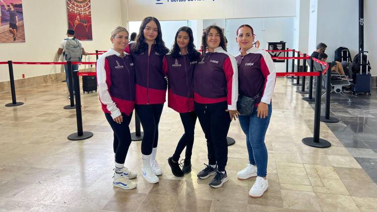 El equipo de paranatación de Sinaloa ya viajó rumbo a Quintana Roo para disputar la etapa nacional.