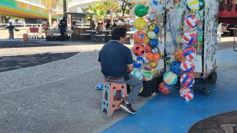 Por seguridad, el Parque Acuático ha optado por reducir sus horarios hasta las 19:00 u 20:00 horas.
