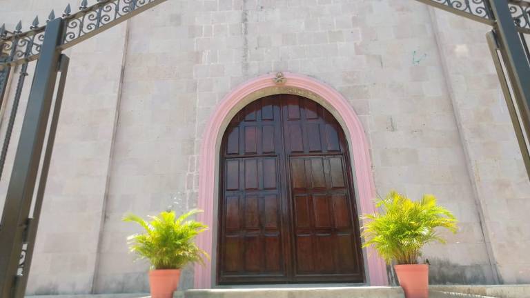 Escuinapa decidió restringir varias actividades para contener los contagios.