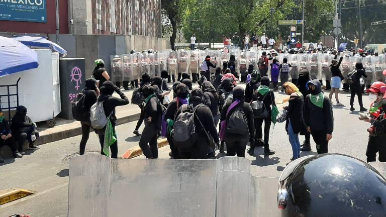 Las manifestantes al llegar a la zona del Zócalo
