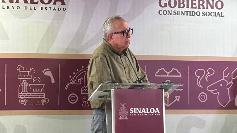 El Gobernador Rubén Rocha Moya habló del operativo del Ejército en Guamúchil.