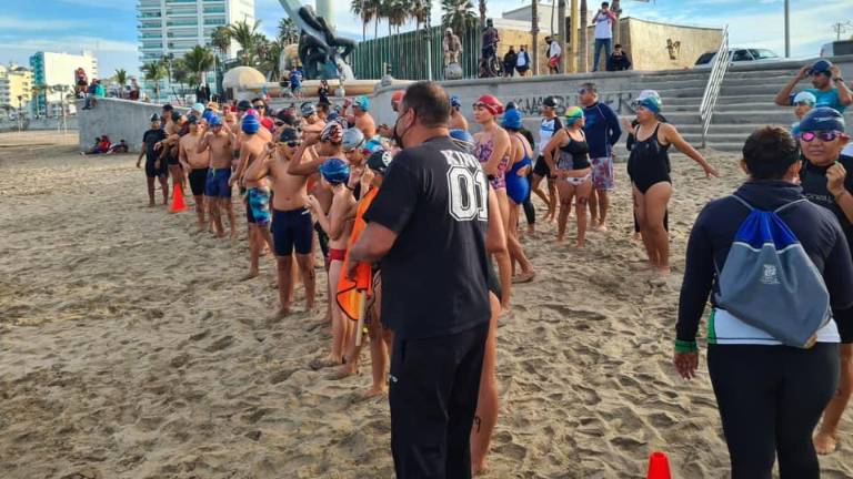 Aproximadamente 75 competidores porteños estuvieron en acción.