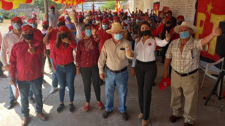 Inició su campaña acompañado de la candidata a Gobernadora Gloria González.