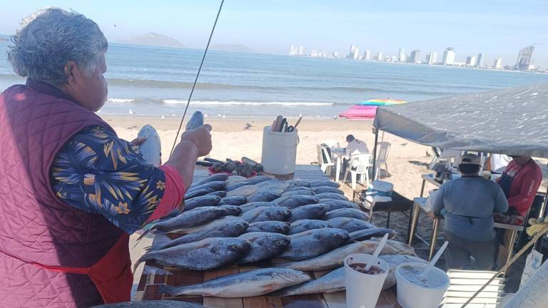 Los comerciantes de pescados y mariscos consideran que ya la gente no sigue las tradiciones en Cuaresma, de ahí las bajas ventas.
