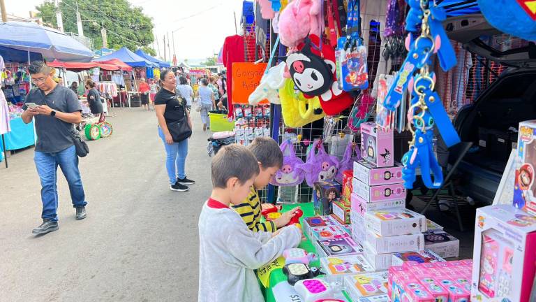En el tianguis Los Huizaches reportan que las ventas por Navidad no fueron como se tenía en años anteriores.
