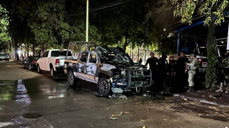 Una falla eléctrica fue la causa del incendio de la patrulla 0445 de la Policía Municipal de Culiacán, la noche del miércoles.