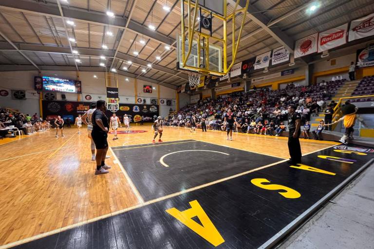 Frayles de Guasave se impone en un duelo parejo contra Colorados de San Luis Rio