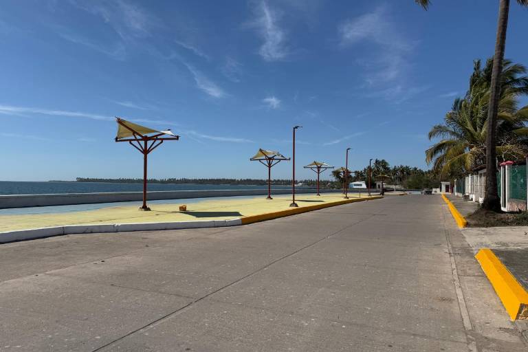 Ponen en forma a Teacapán para las vacaciones de Semana Santa