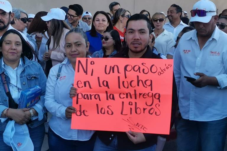 SNTE para labores en Chihuahua por libros de texto gratuitos
