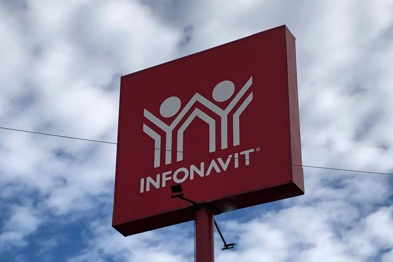 Infonavit amplía plazo para convertir créditos de Veces Salario Mínimo a pesos