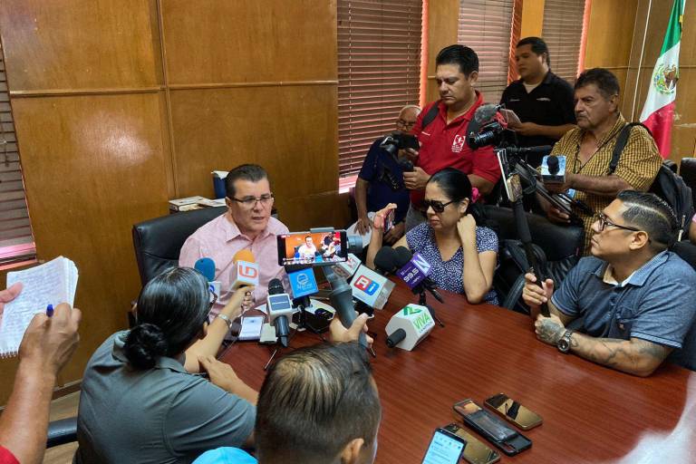 Valora Alcalde de Mazatlán algunos cambios en su gabinete