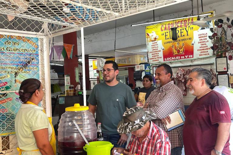 Locatarios de Mercado Miguel Hidalgo de Rosario extienden peticiones a autoridades municipales
