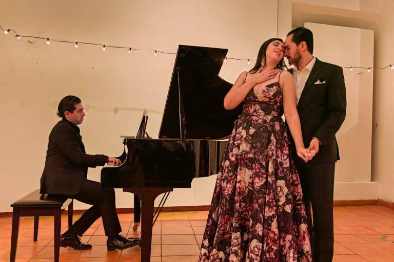 Cautivan con el ‘Amor en los tiempos de ópera’
