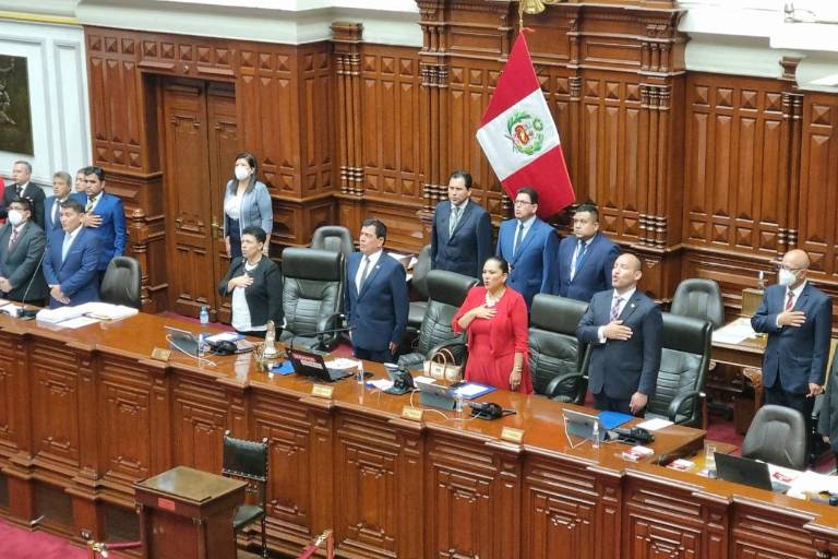 Congreso de Perú destituye al Presidente Pedro Castillo