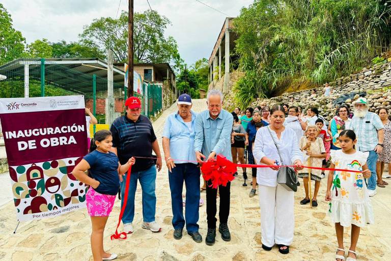 Inauguran nueva calle en Copala Pueblo Señorial